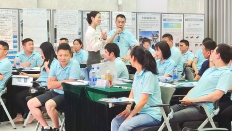俞璇老师企业培训授课现场