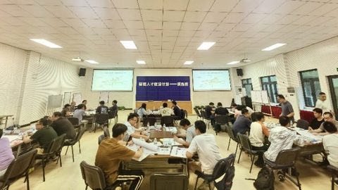 俞璇老师企业培训授课现场